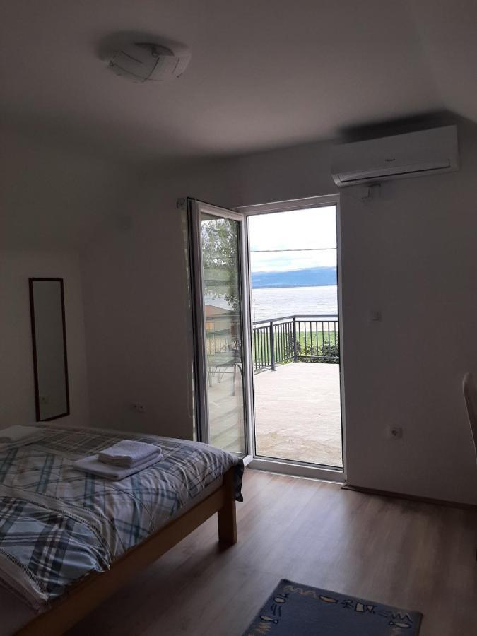 Apartmani Dordevic Golubac Ngoại thất bức ảnh