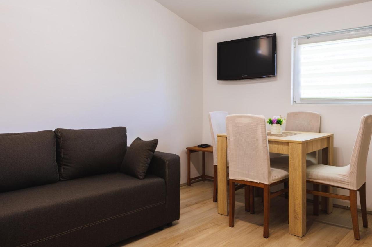 Apartmani Dordevic Golubac Ngoại thất bức ảnh